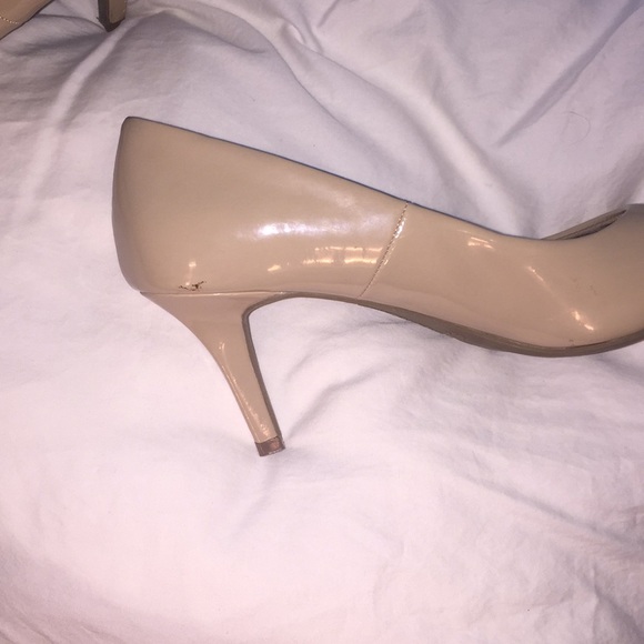 Nude Pumps - Picture 4 of 4